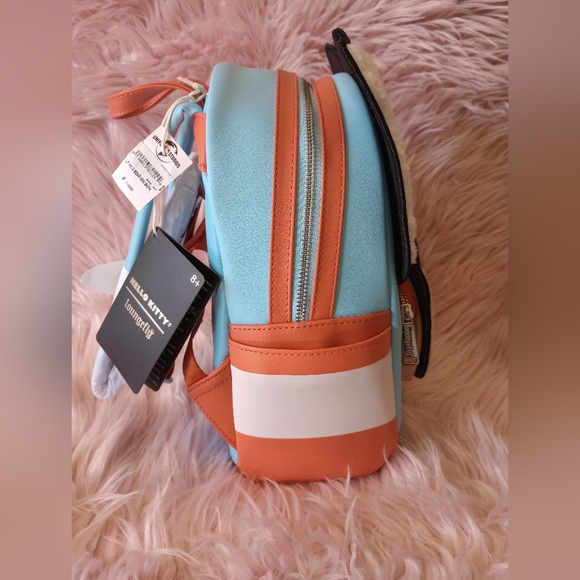 Hello Kitty & Tiny Chum Bear Sherpa Mini Backpack - Picture 3 of 6
